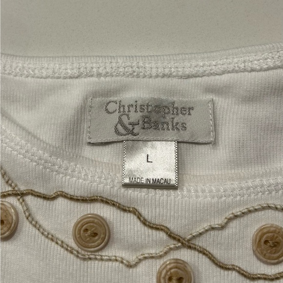 A Christopher & Banks pullover shirt in white with button and embroidery details - Picture 3 of 8